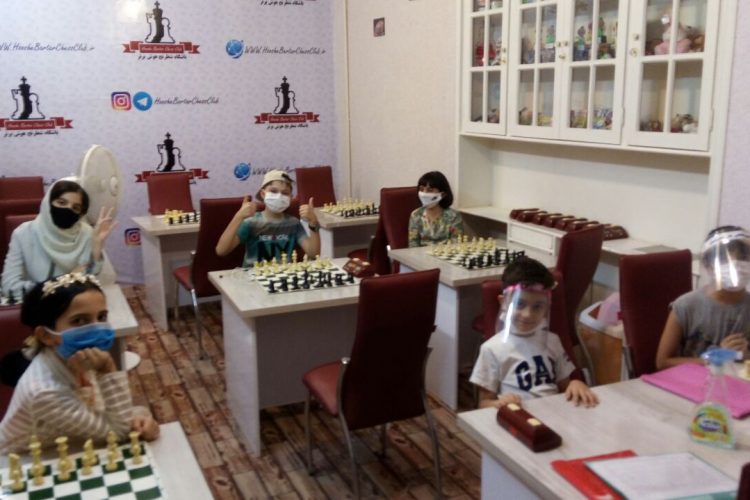 کلاس-آموزش-شطرنج-مقدماتی-بالای-8-سال