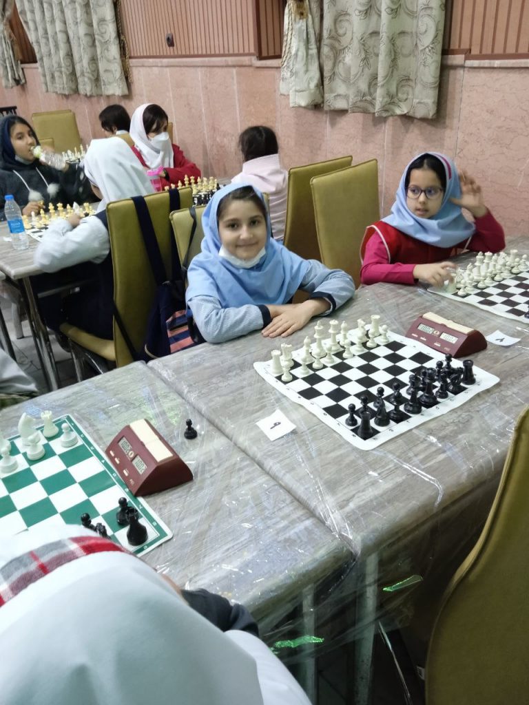 هلنا وجدانی  مسابقات شطرنج در مشهد